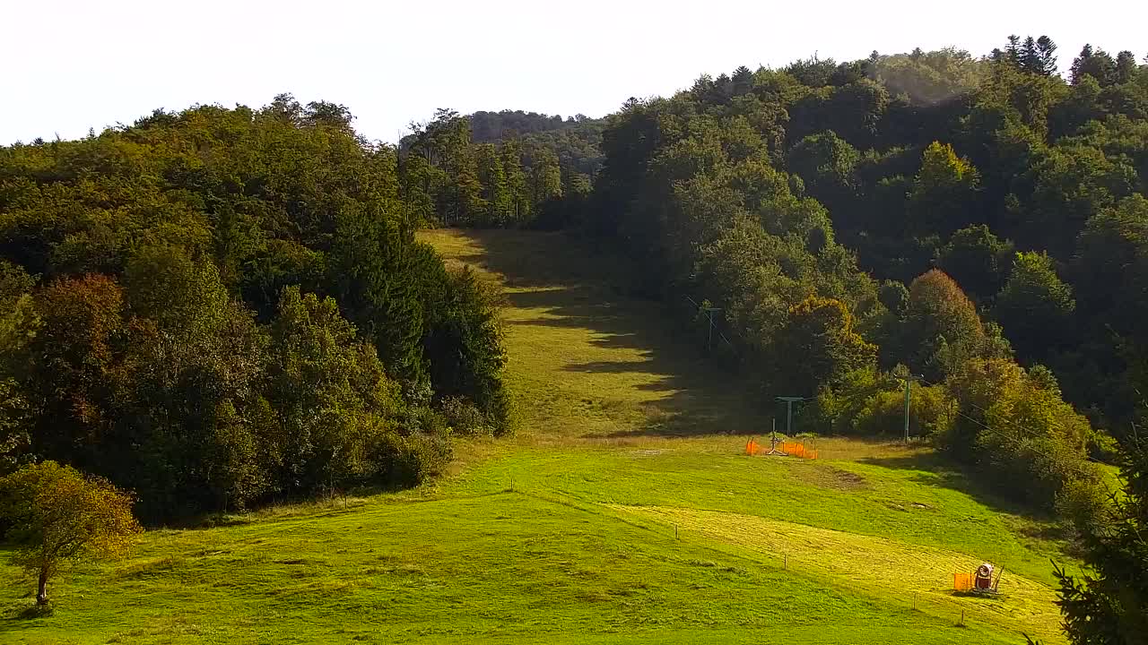 Camera en vivo Lokve – La belleza del bosque de Trnovo