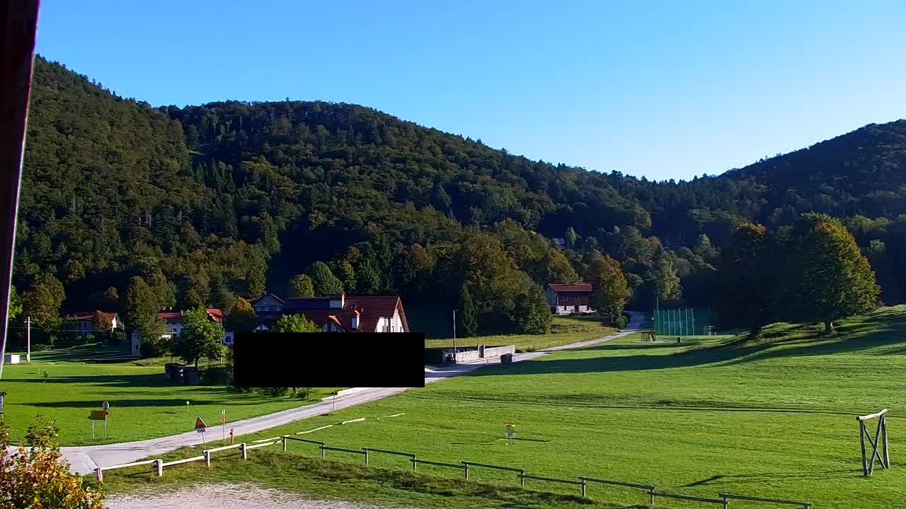 Camera en vivo Lokve – La belleza del bosque de Trnovo