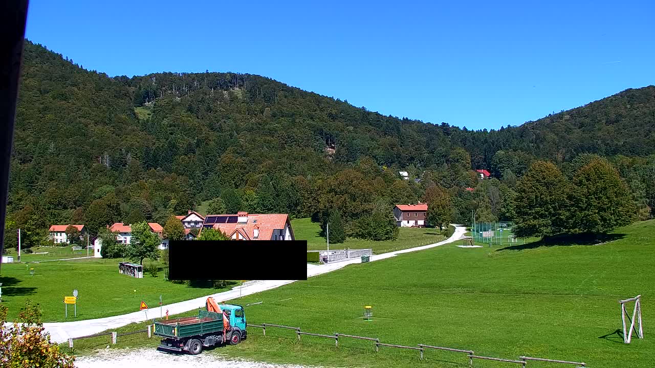 Camera en vivo Lokve – La belleza del bosque de Trnovo