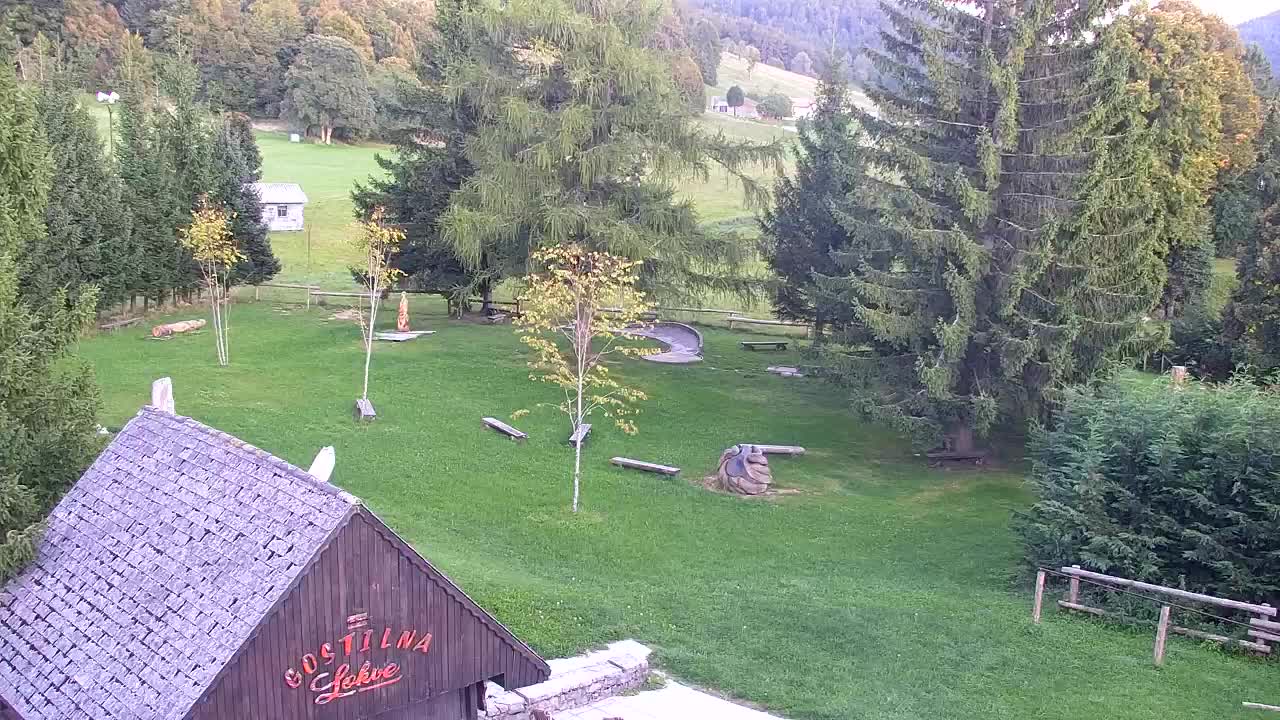 Camera en vivo Lokve – La belleza del bosque de Trnovo