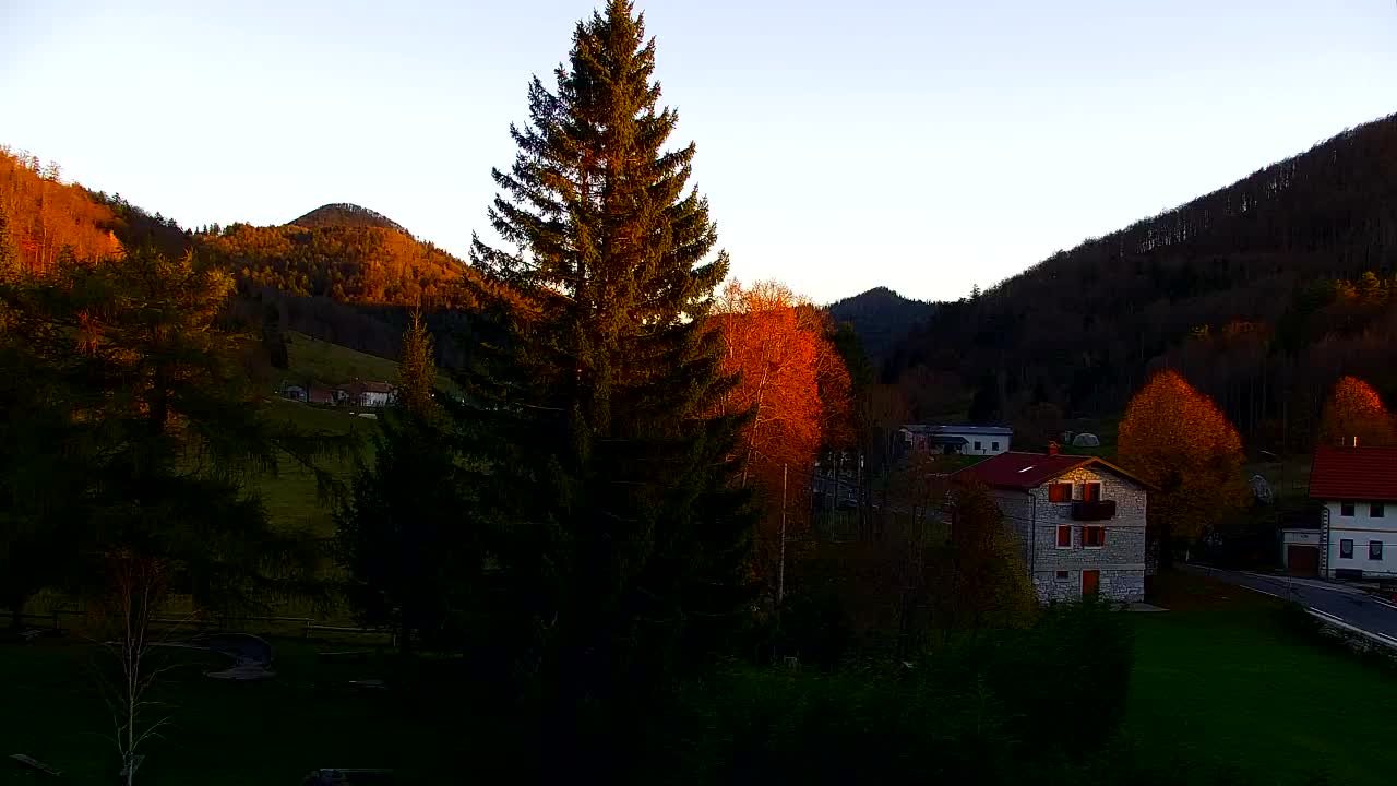 Lokve kamera – Naravne lepote Trnovskega gozda