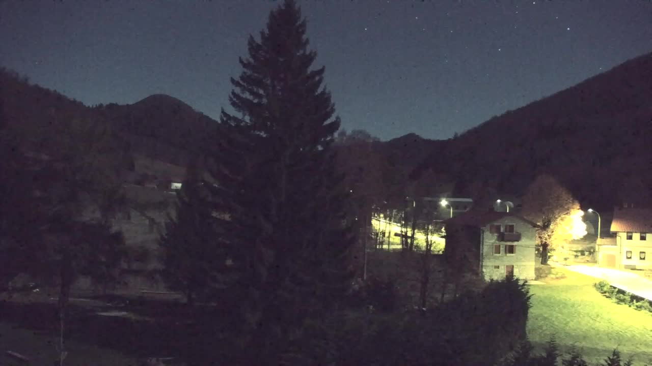 Camera en vivo Lokve – La belleza del bosque de Trnovo