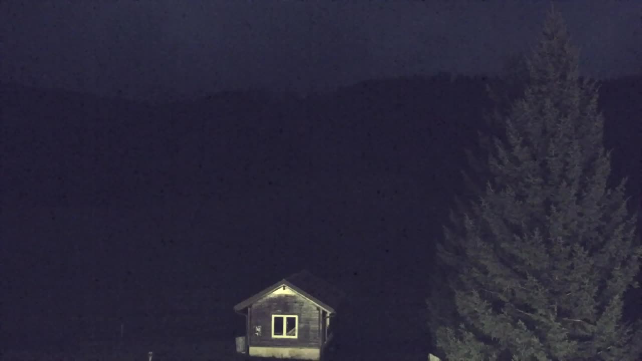 Camera en vivo Lokve – La belleza del bosque de Trnovo