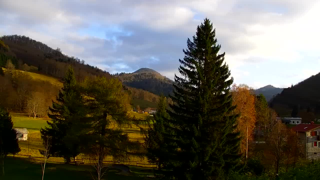 Webcam Lokve – Die Schönheit des Trnovo-Waldes