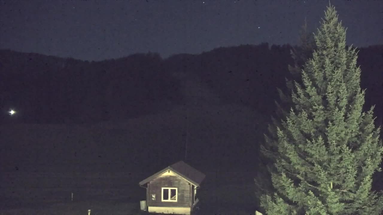 Camera en vivo Lokve – La belleza del bosque de Trnovo