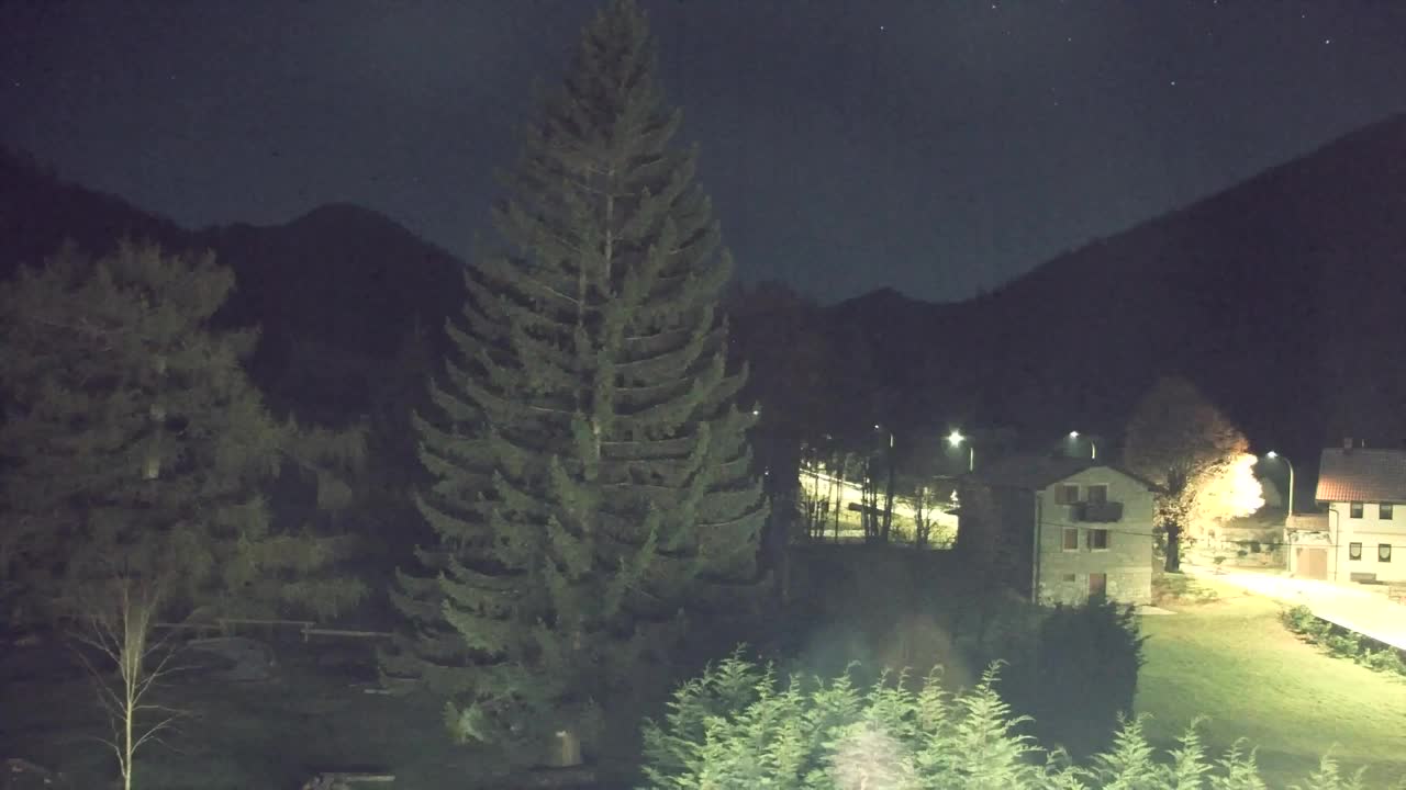 Camera en vivo Lokve – La belleza del bosque de Trnovo