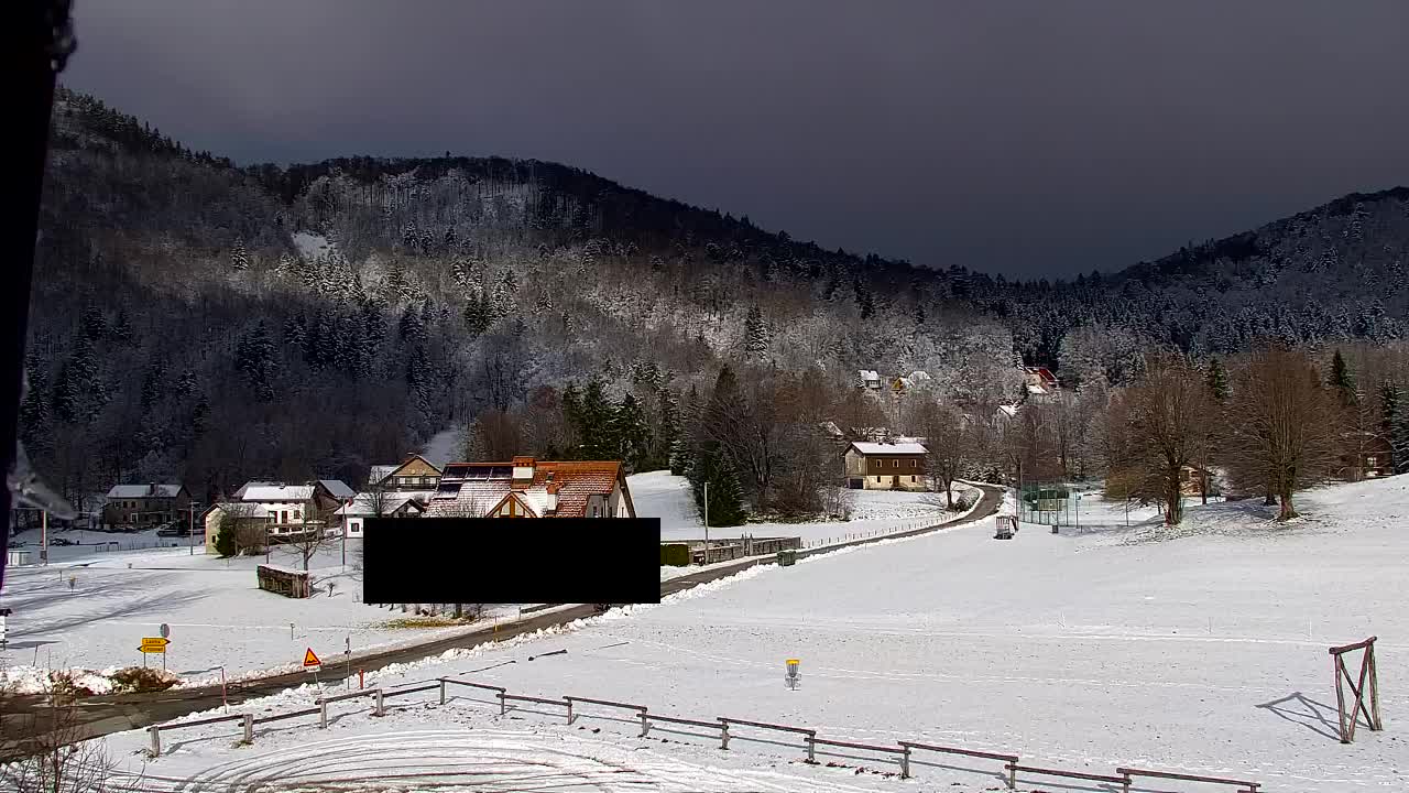 Camera en vivo Lokve – La belleza del bosque de Trnovo