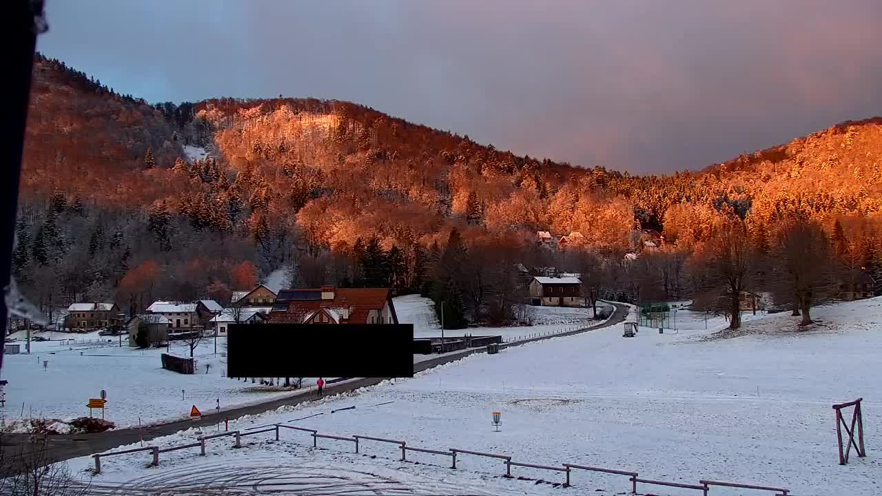 Camera en vivo Lokve – La belleza del bosque de Trnovo