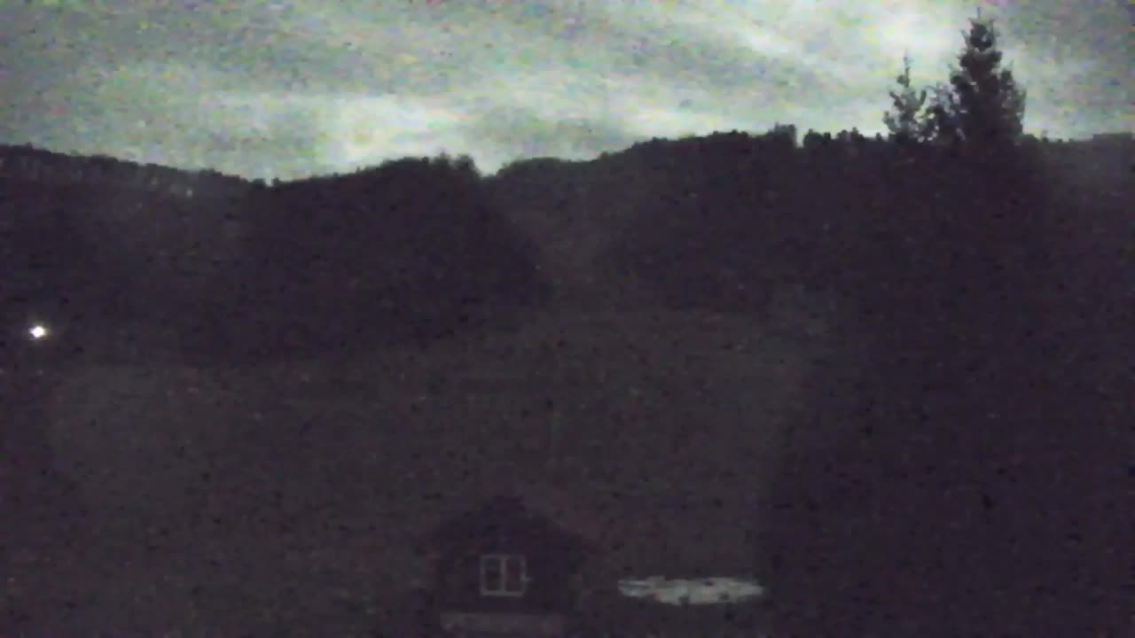 Camera en vivo Lokve – La belleza del bosque de Trnovo