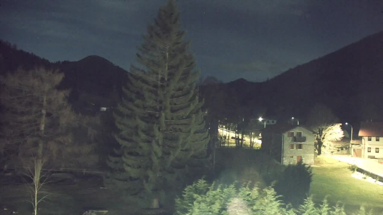 Camera en vivo Lokve – La belleza del bosque de Trnovo