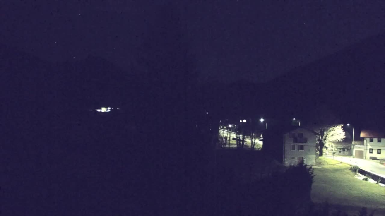 Camera en vivo Lokve – La belleza del bosque de Trnovo