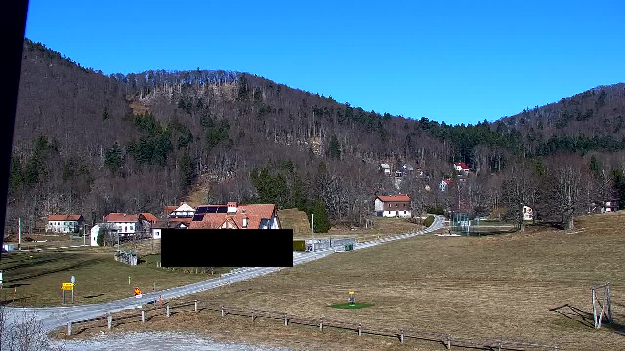 Camera en vivo Lokve – La belleza del bosque de Trnovo