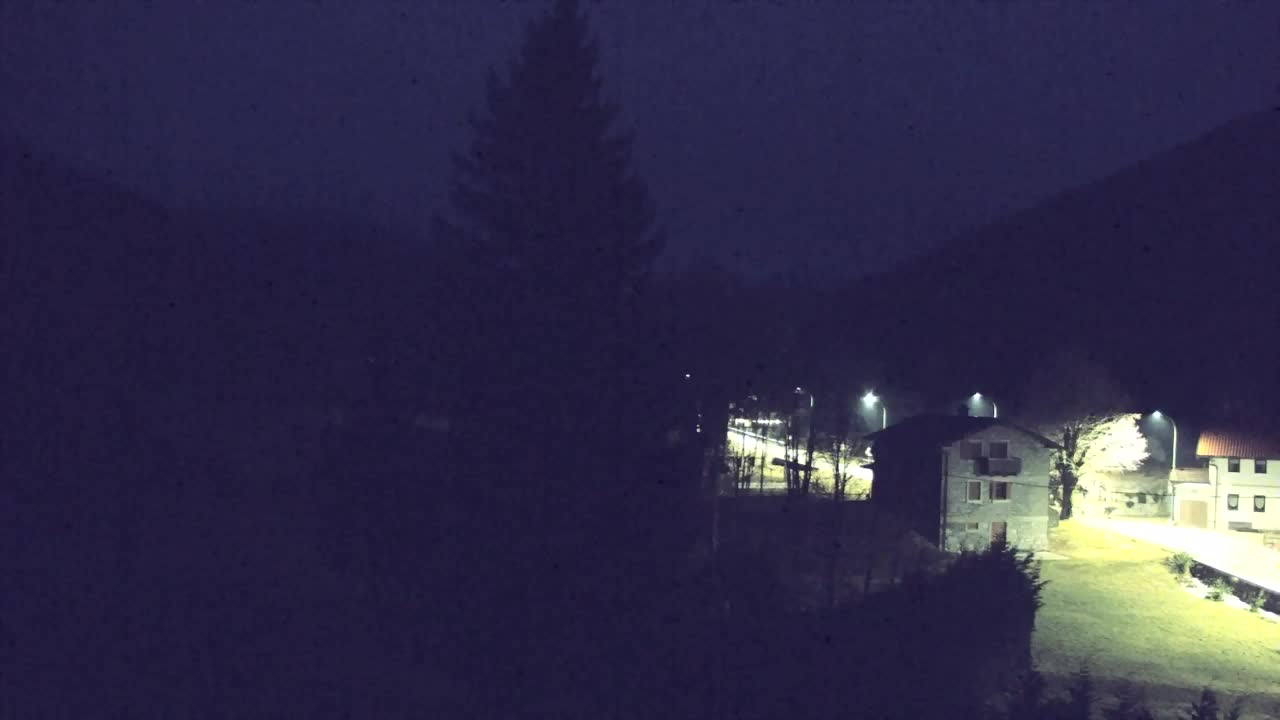 Camera en vivo Lokve – La belleza del bosque de Trnovo