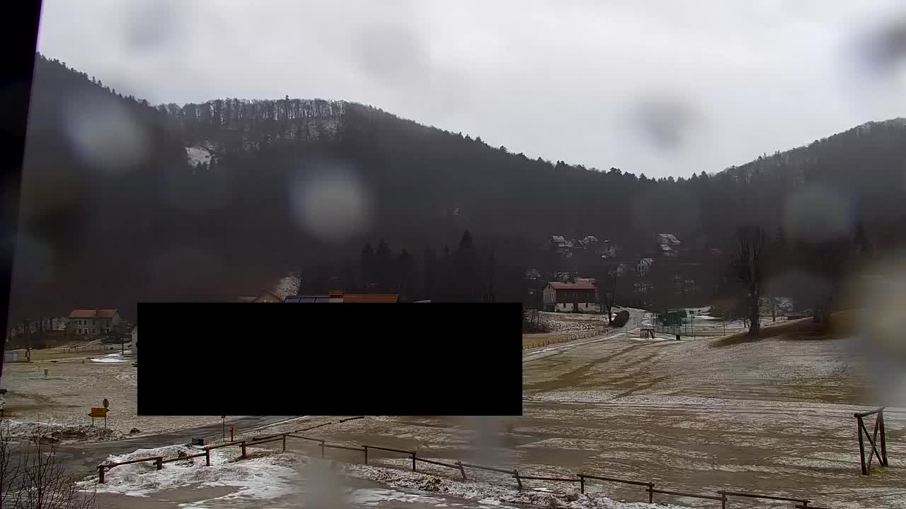 Camera en vivo Lokve – La belleza del bosque de Trnovo