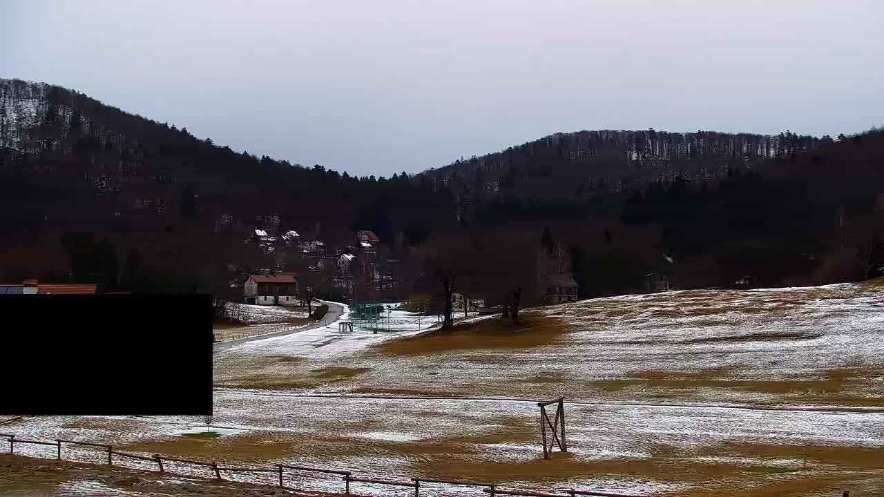 Camera en vivo Lokve – La belleza del bosque de Trnovo