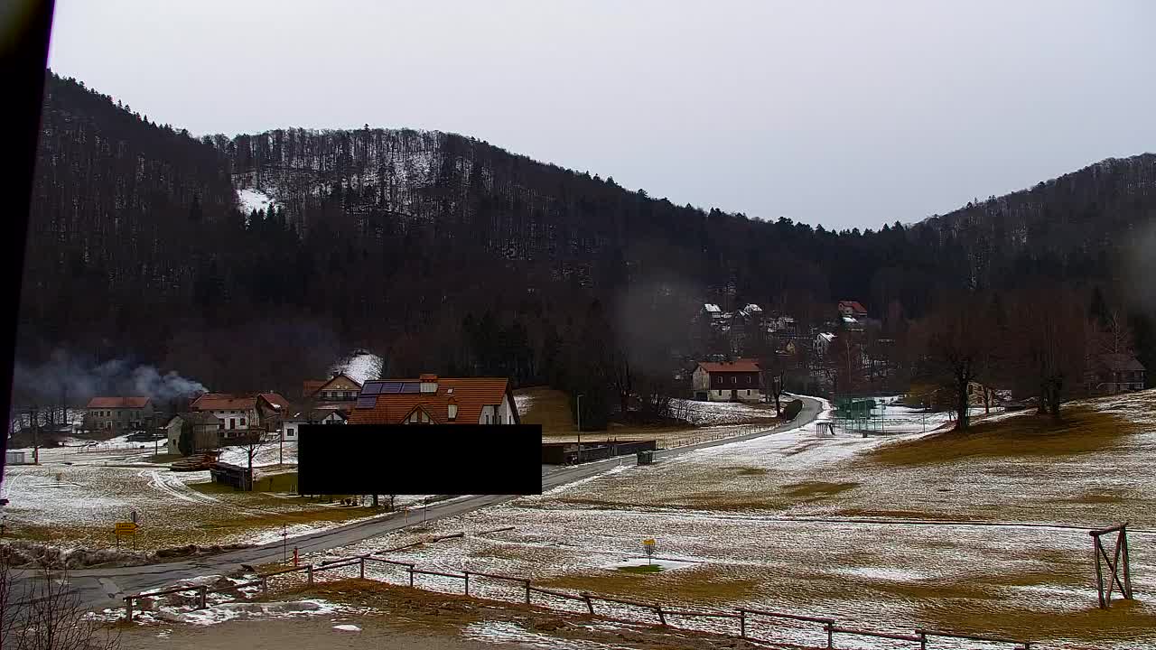 Camera en vivo Lokve – La belleza del bosque de Trnovo