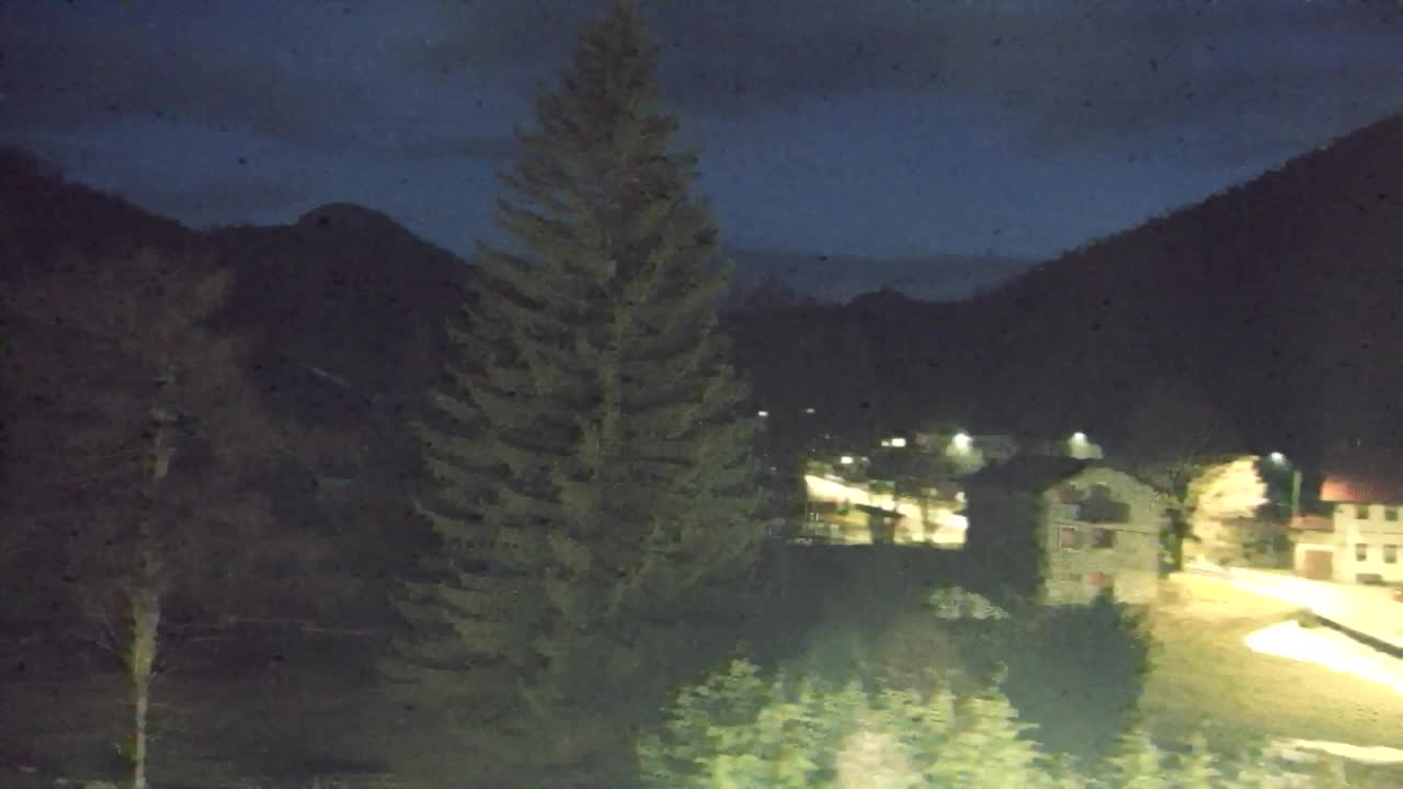 Camera en vivo Lokve – La belleza del bosque de Trnovo