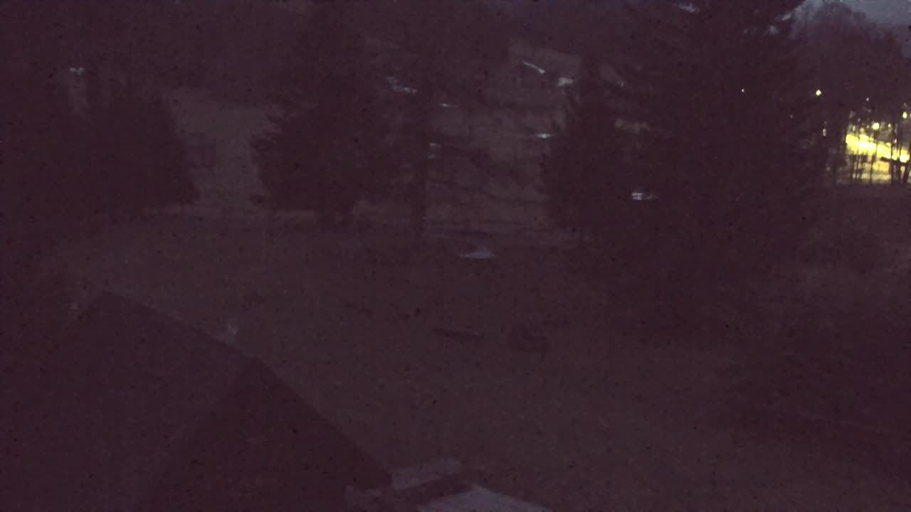 Camera en vivo Lokve – La belleza del bosque de Trnovo