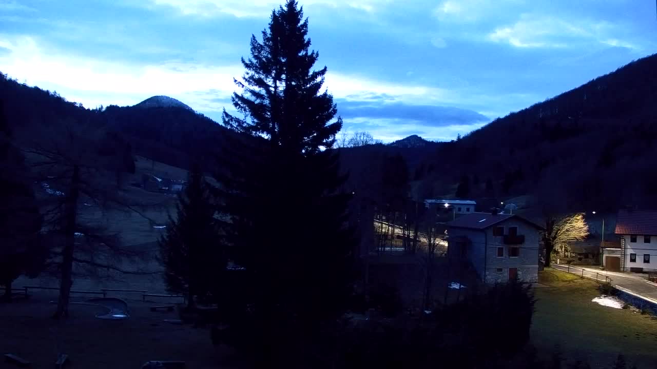 Lokve kamera – Naravne lepote Trnovskega gozda