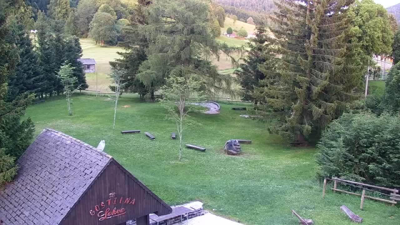 Camera en vivo Lokve – La belleza del bosque de Trnovo