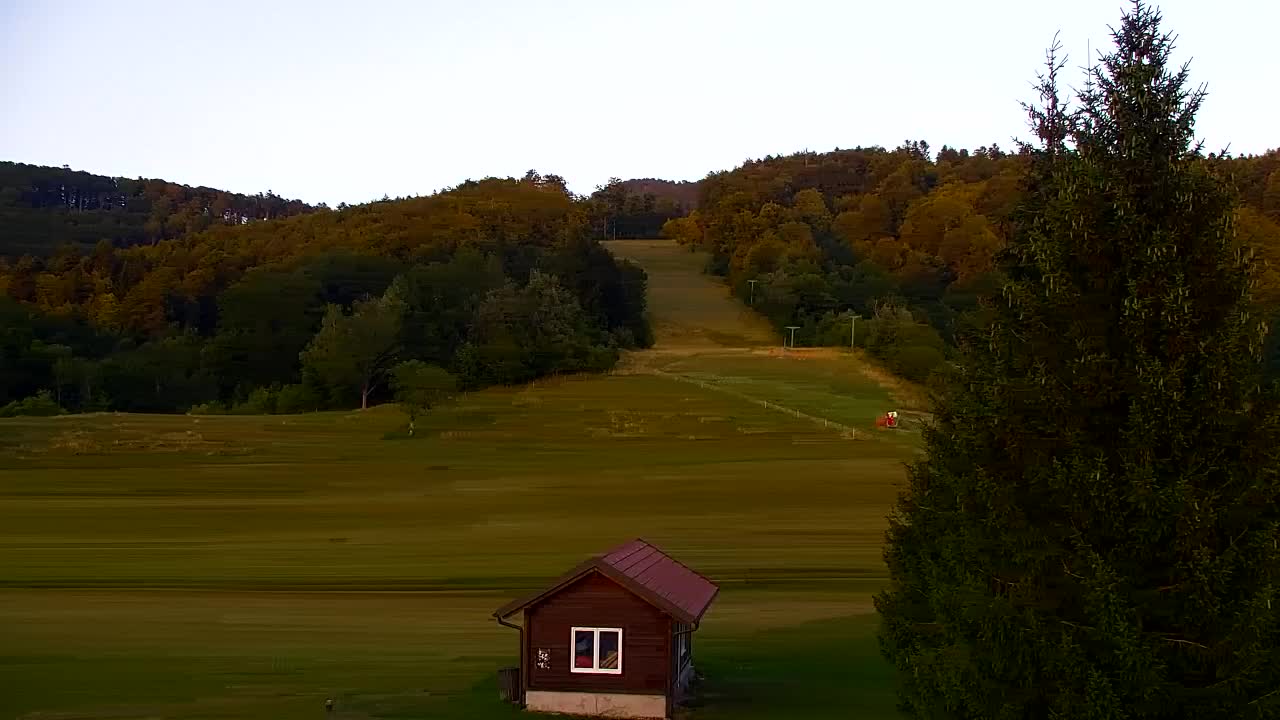 Camera en vivo Lokve – La belleza del bosque de Trnovo