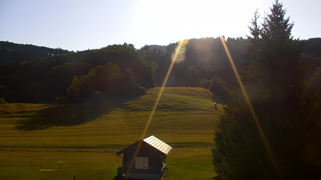 Camera en vivo Lokve – La belleza del bosque de Trnovo