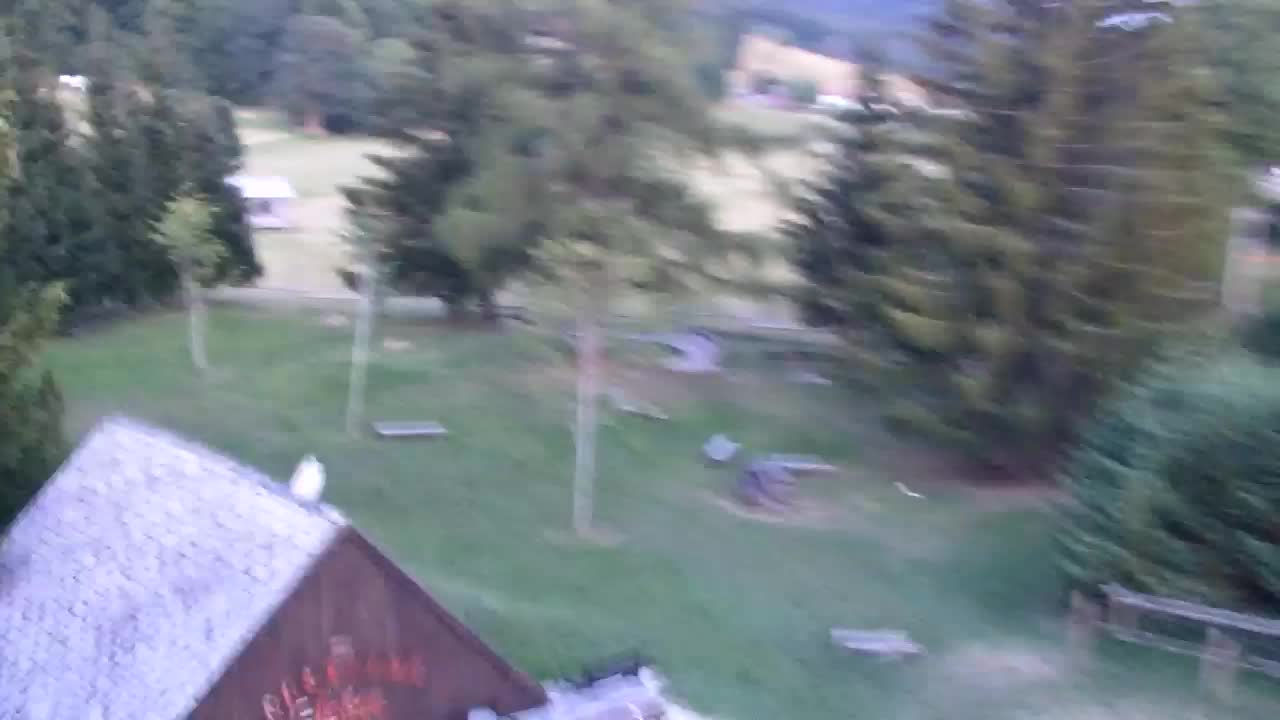 Camera en vivo Lokve – La belleza del bosque de Trnovo