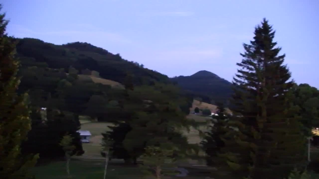 Camera en vivo Lokve – La belleza del bosque de Trnovo