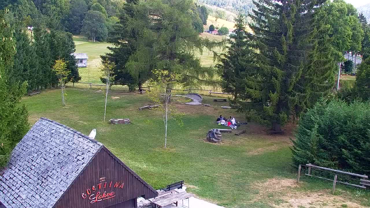 Camera en vivo Lokve – La belleza del bosque de Trnovo