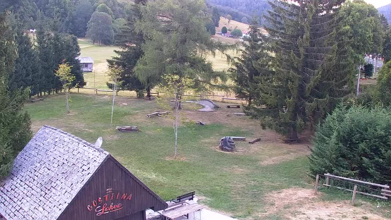 Camera en vivo Lokve – La belleza del bosque de Trnovo