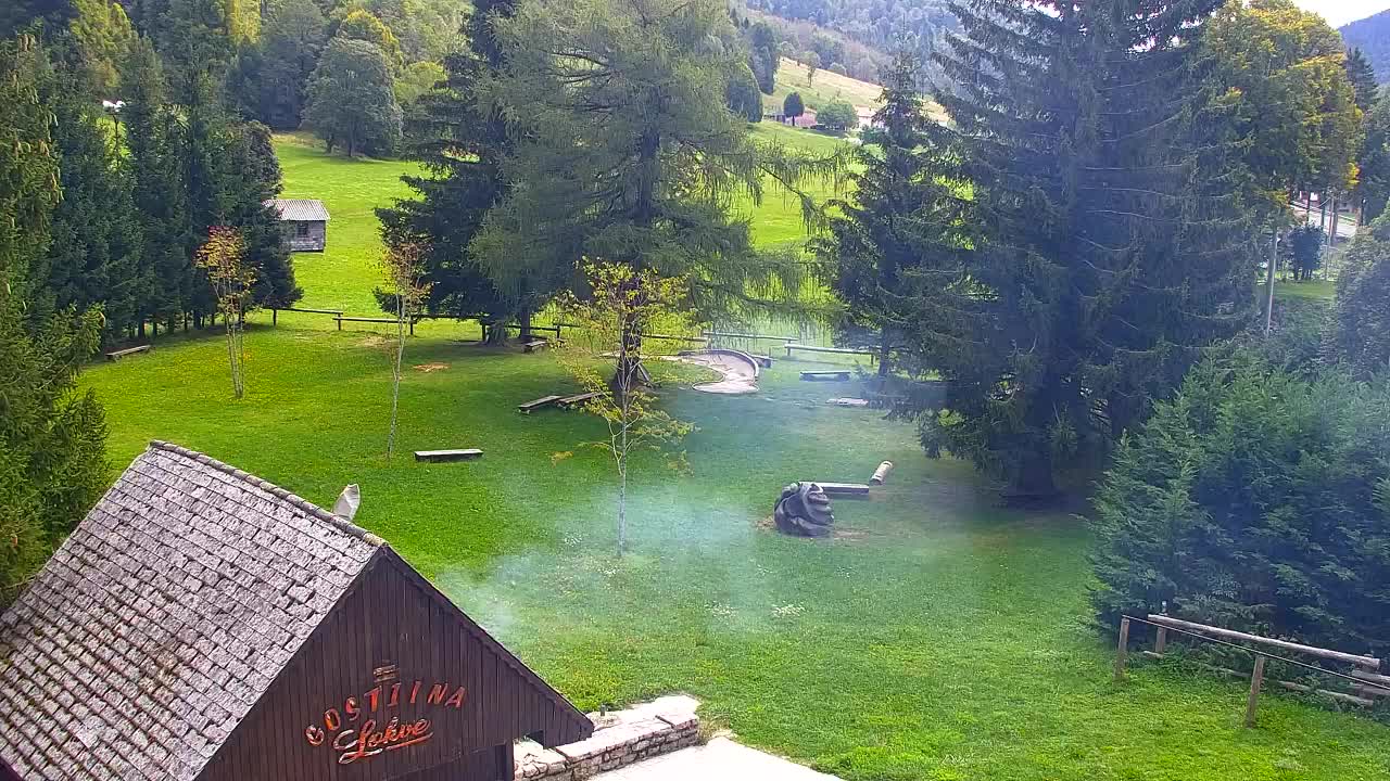 Camera en vivo Lokve – La belleza del bosque de Trnovo