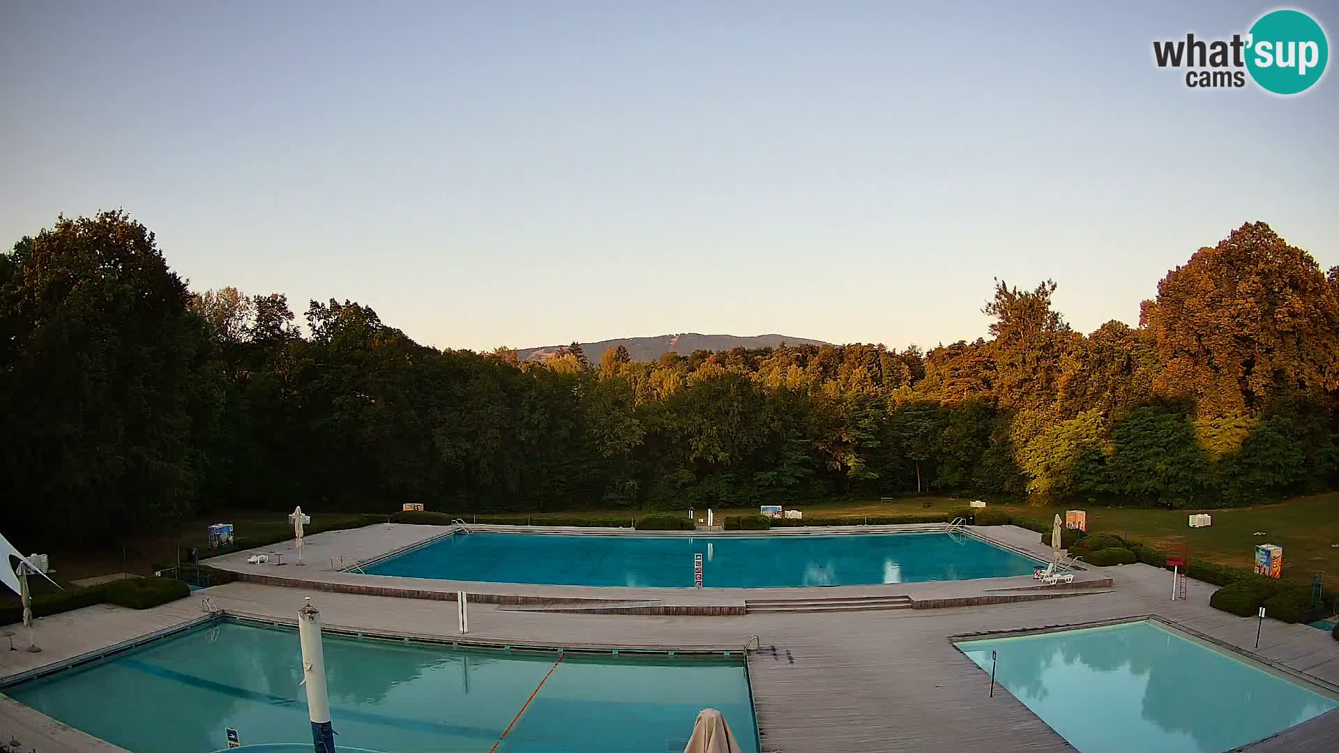 Cámara web en la piscina de la isla de Maribor