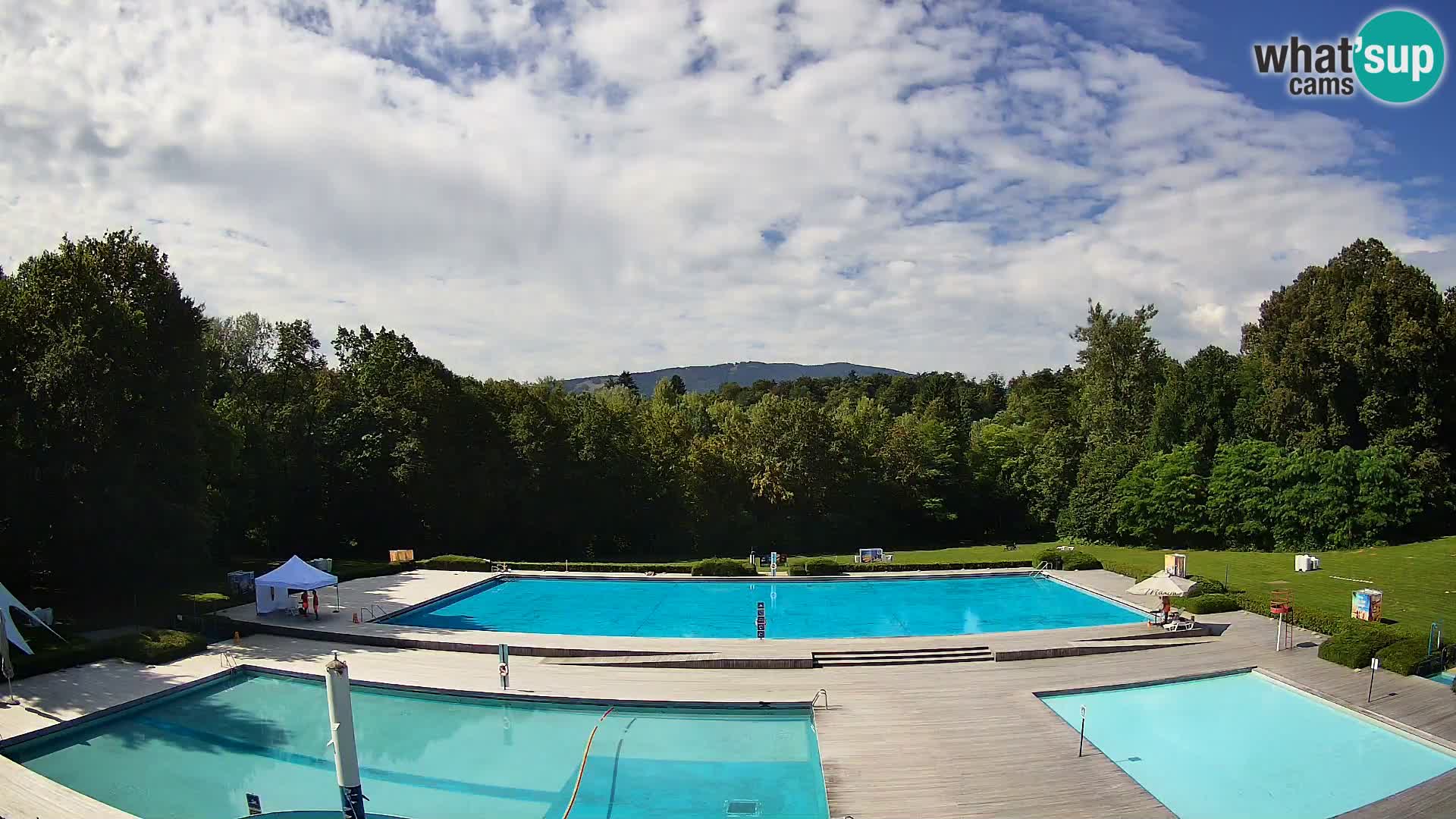 Cámara web en la piscina de la isla de Maribor