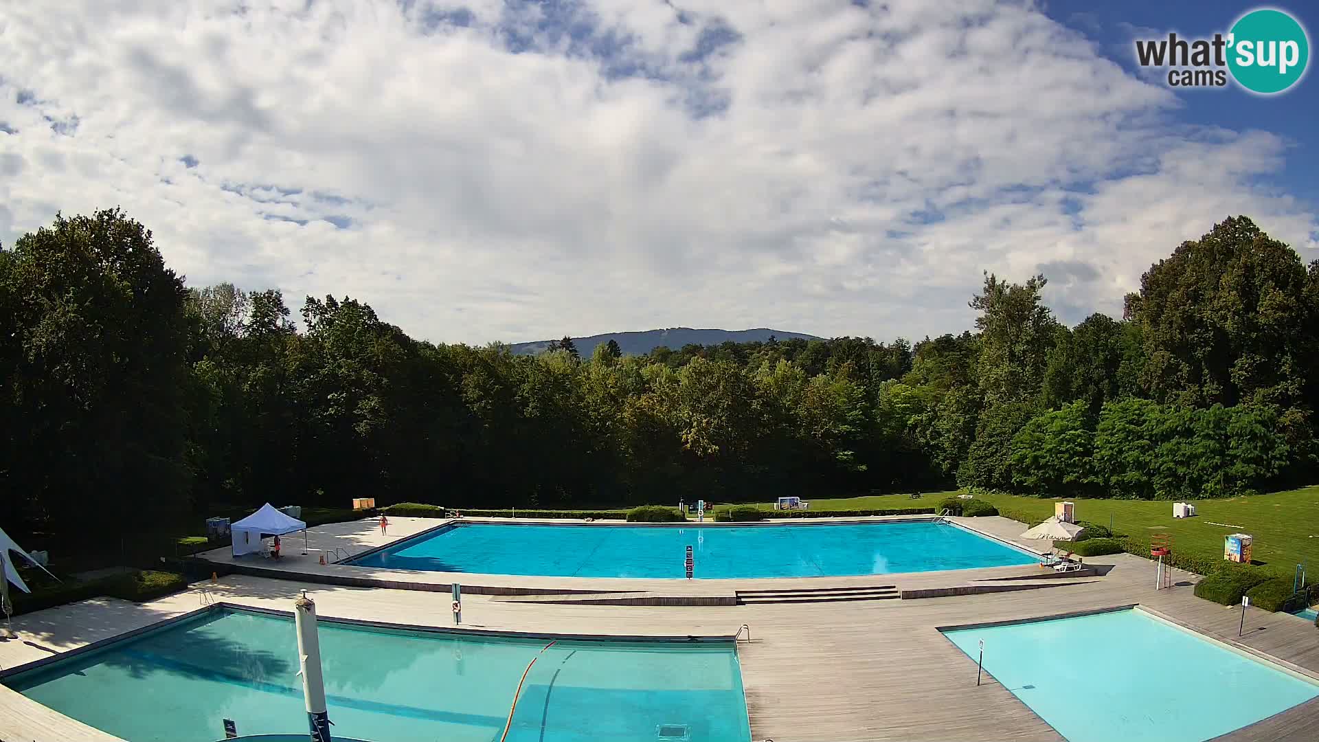 Cámara web en la piscina de la isla de Maribor