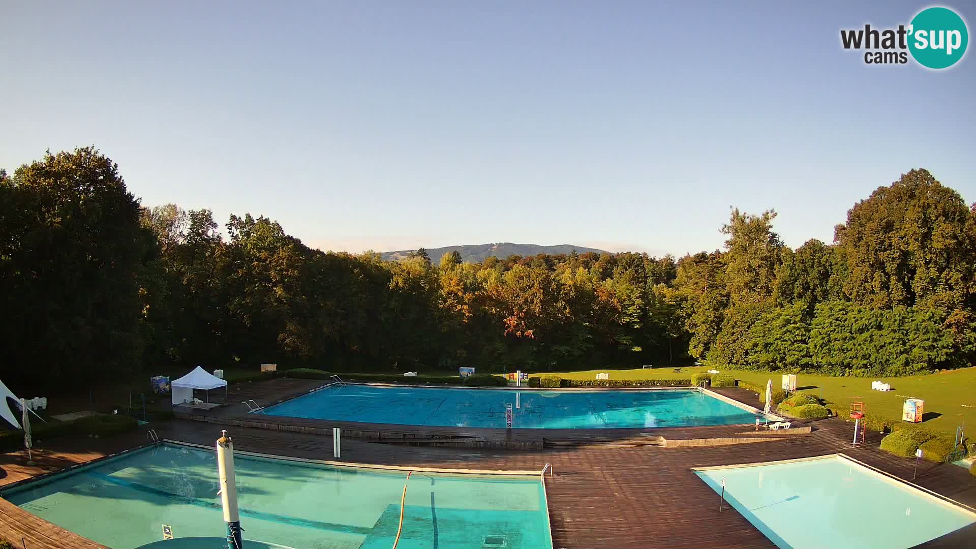 Cámara web en la piscina de la isla de Maribor