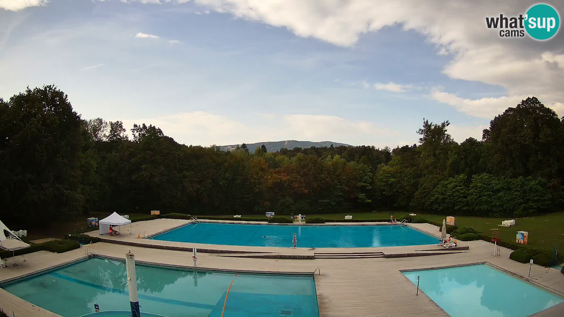 Cámara web en la piscina de la isla de Maribor