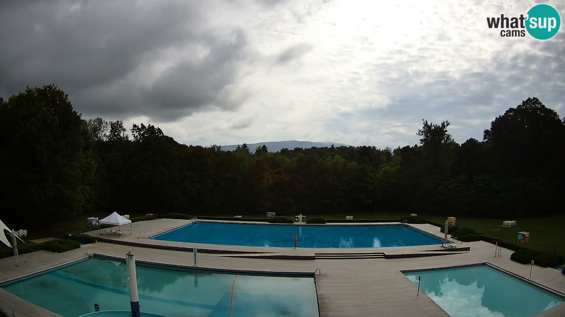 Cámara web en la piscina de la isla de Maribor