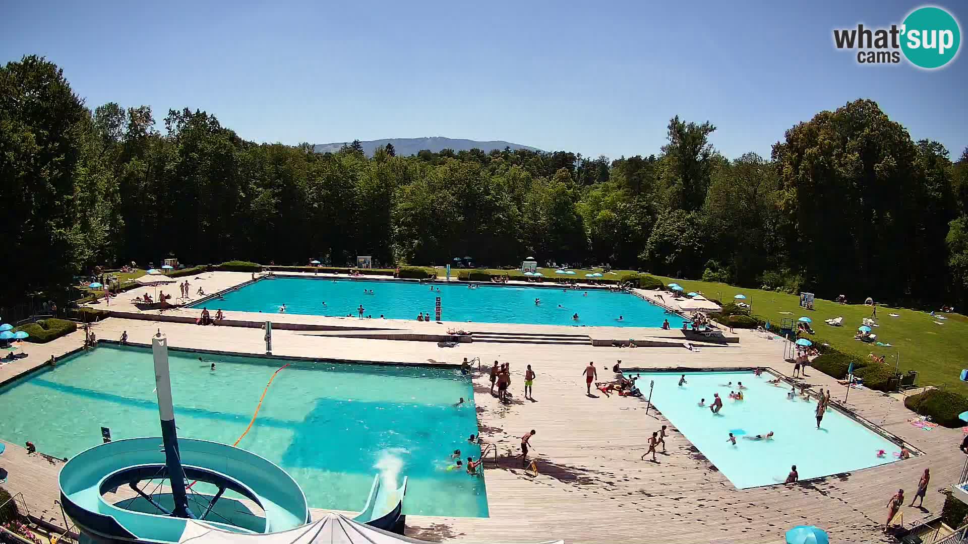 Cámara web en la piscina de la isla de Maribor