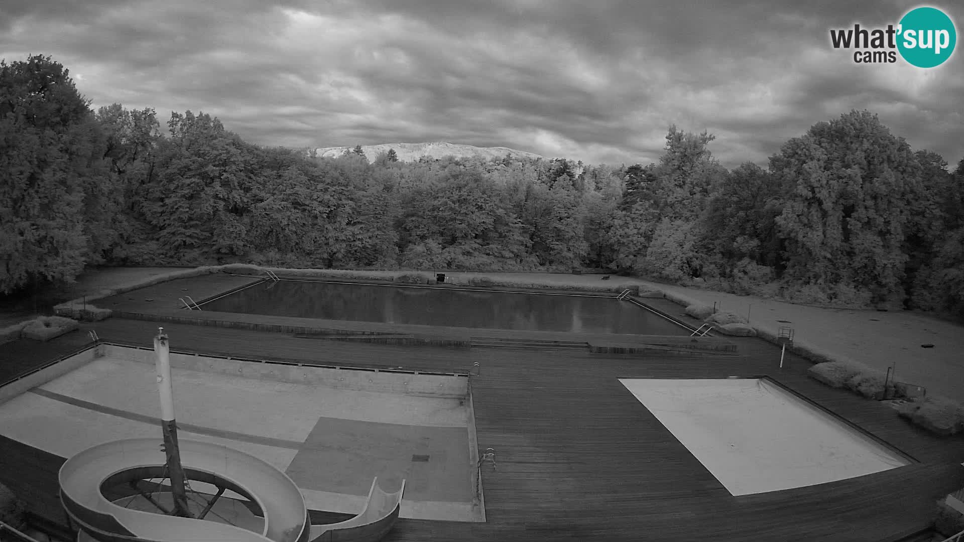Cámara web en la piscina de la isla de Maribor