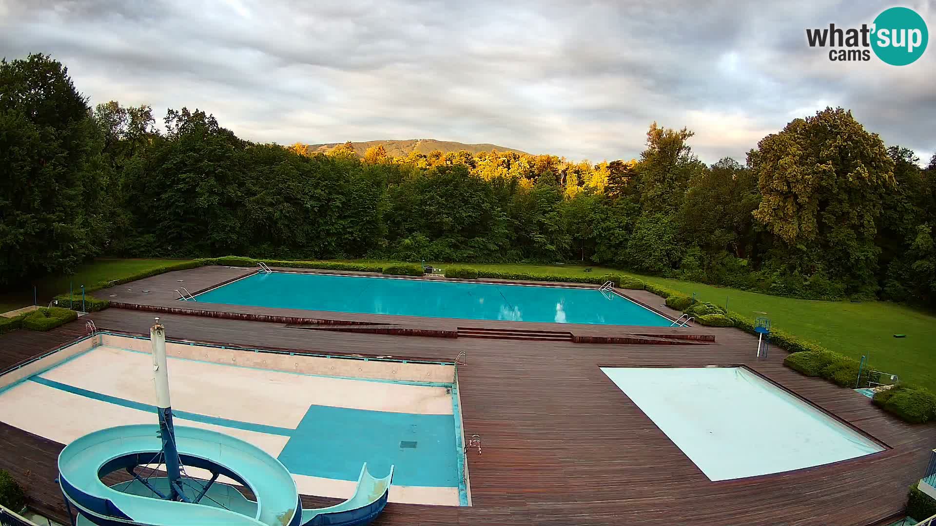 Cámara web en la piscina de la isla de Maribor