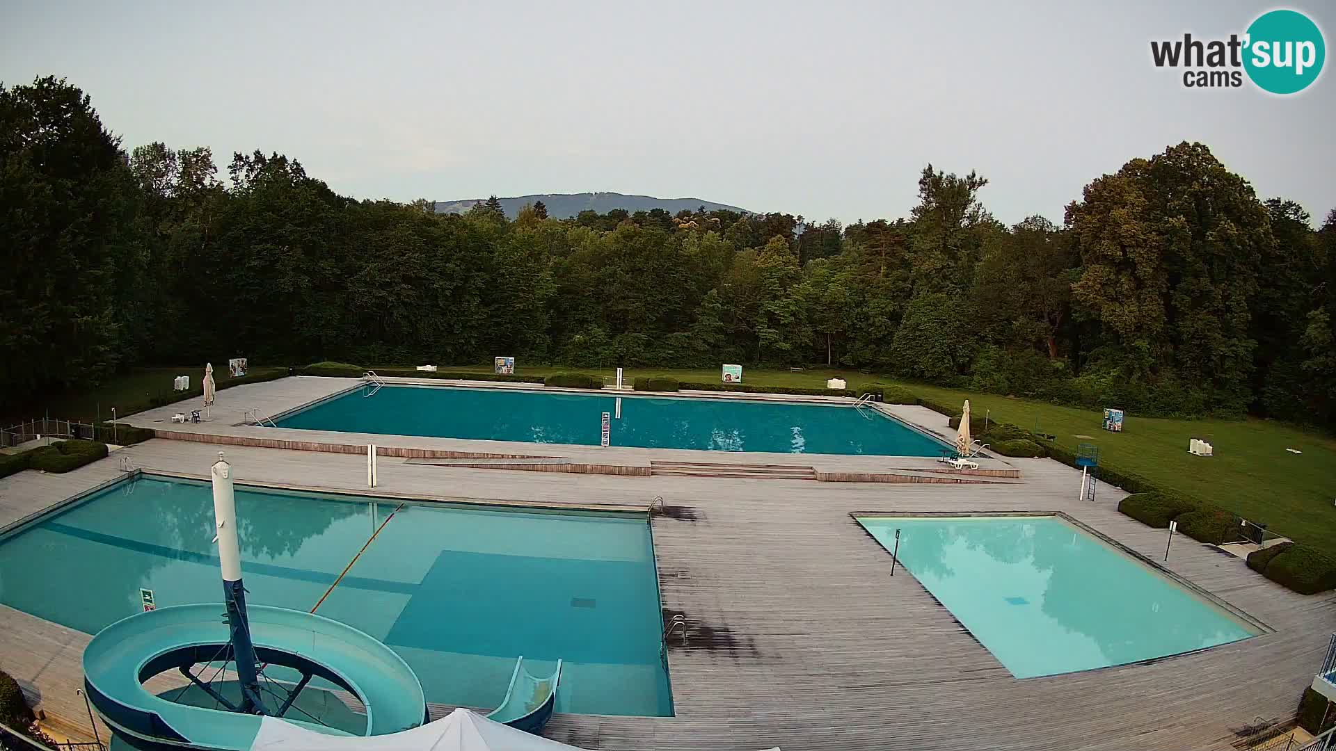 Cámara web en la piscina de la isla de Maribor
