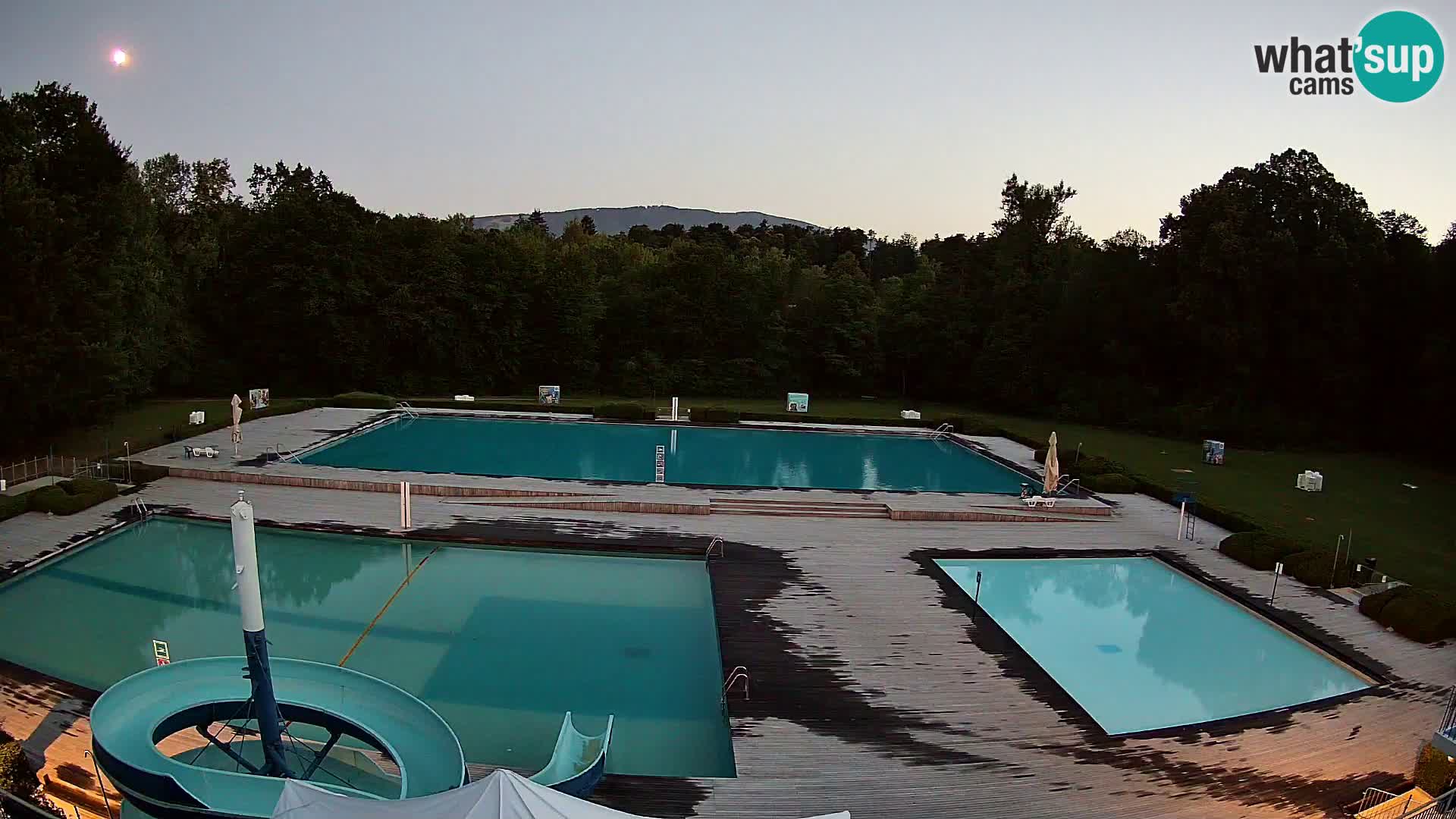 Spletna kamera Kopališče Mariborski otok