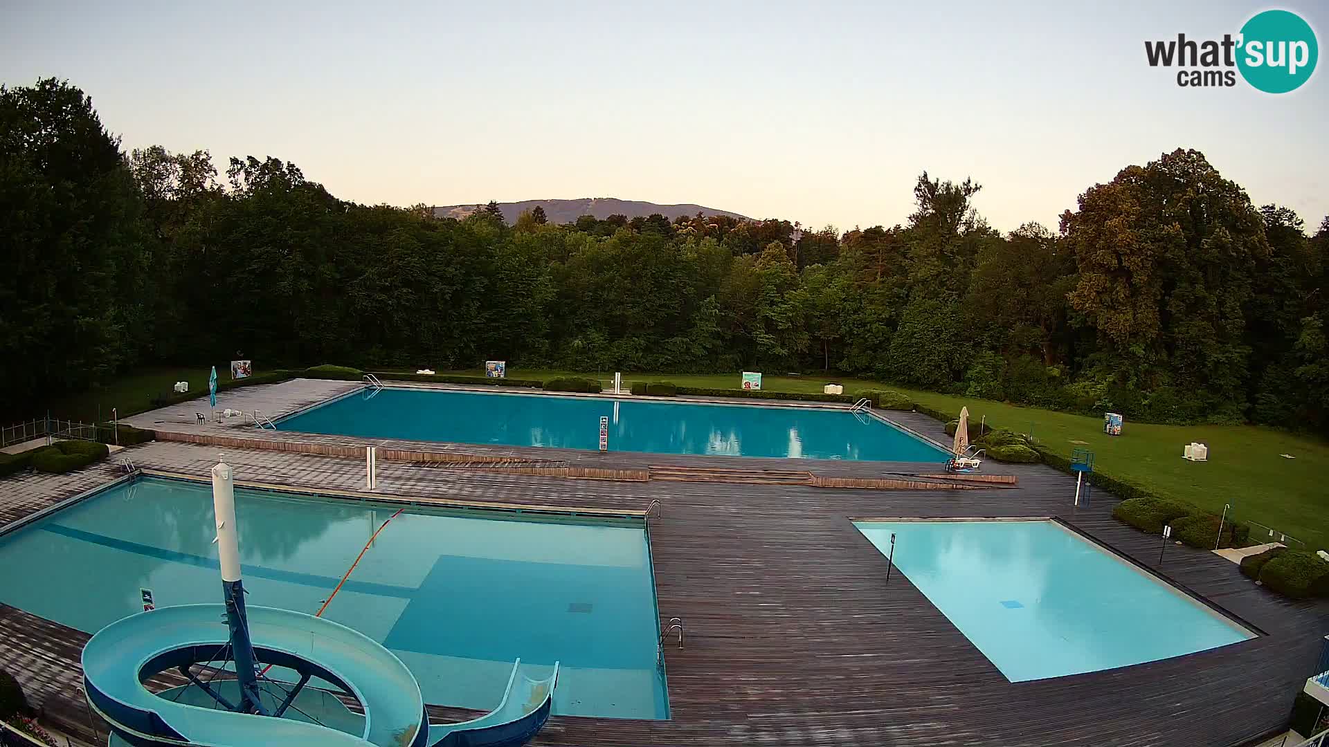 Spletna kamera Kopališče Mariborski otok