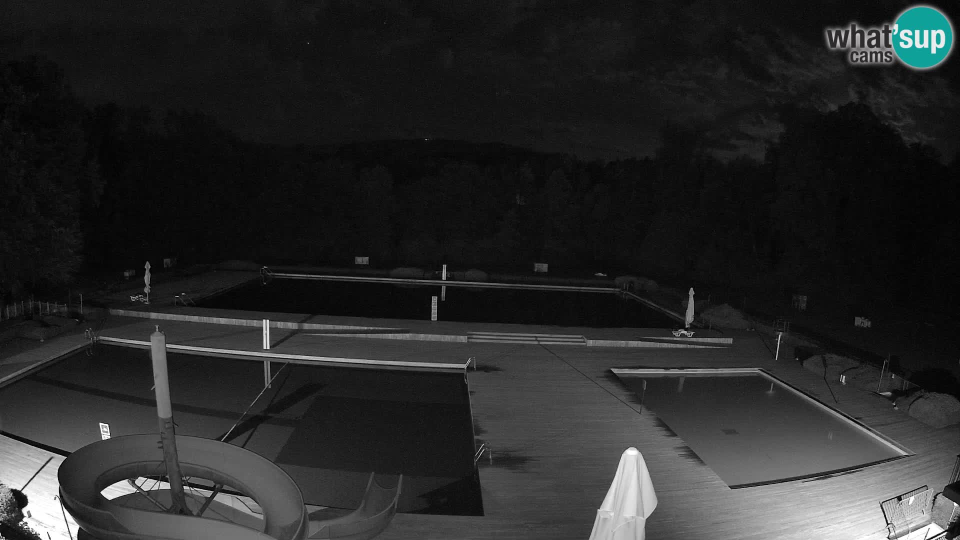 Cámara web en la piscina de la isla de Maribor