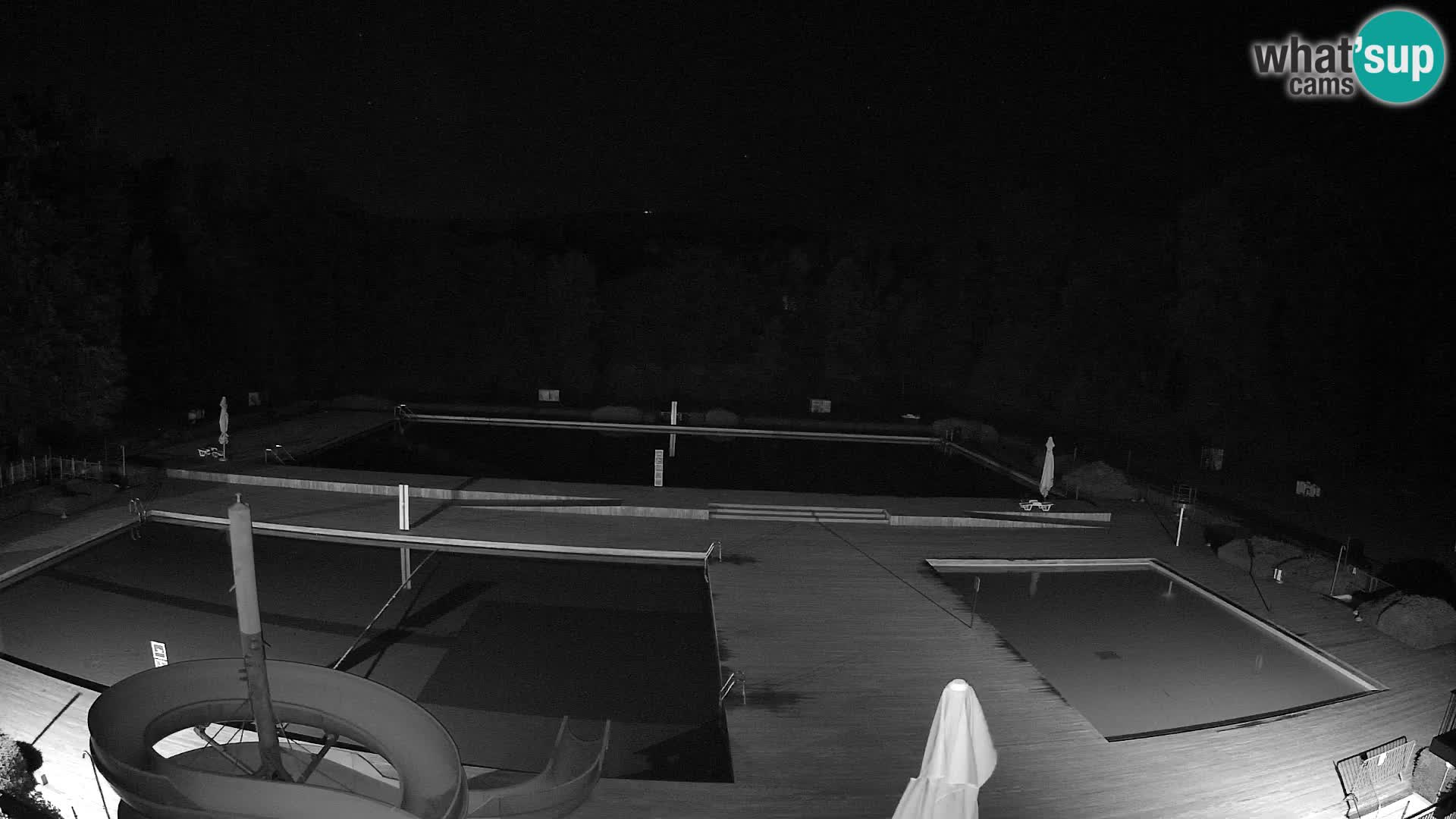 Cámara web en la piscina de la isla de Maribor