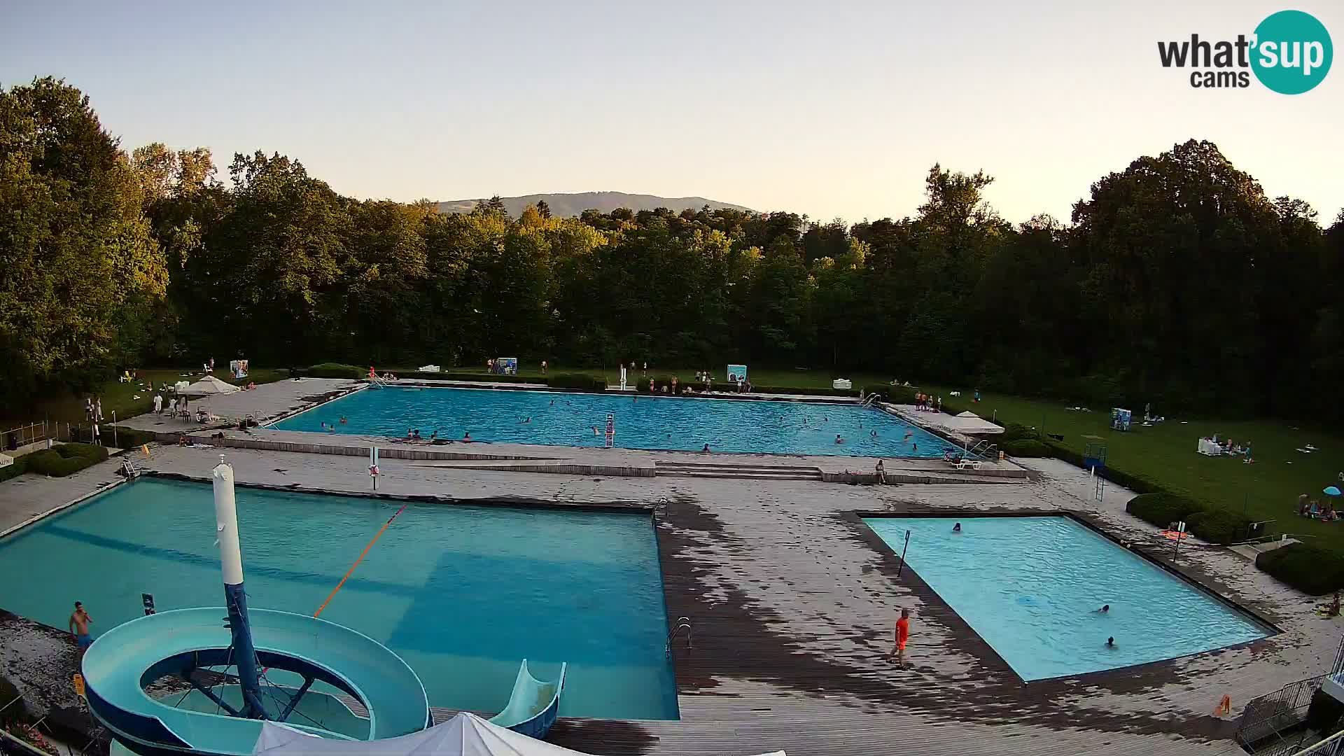 Cámara web en la piscina de la isla de Maribor