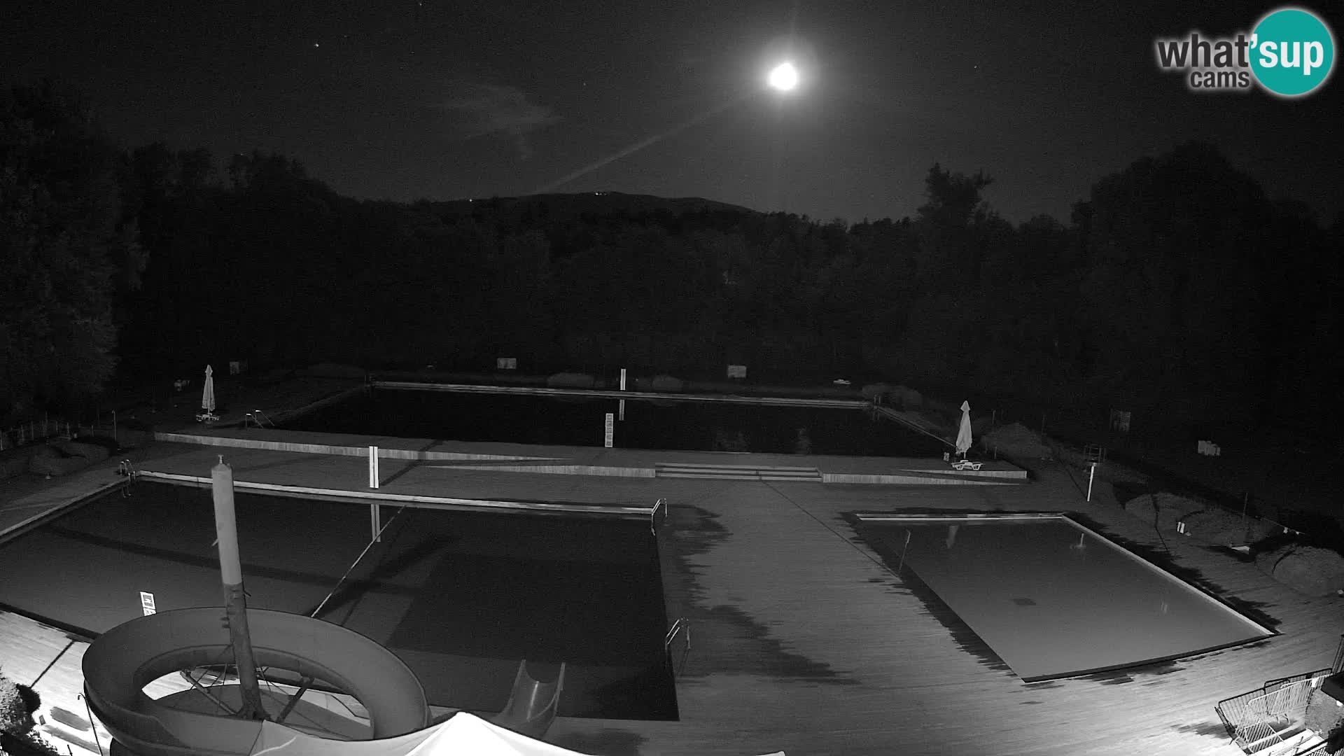 Cámara web en la piscina de la isla de Maribor
