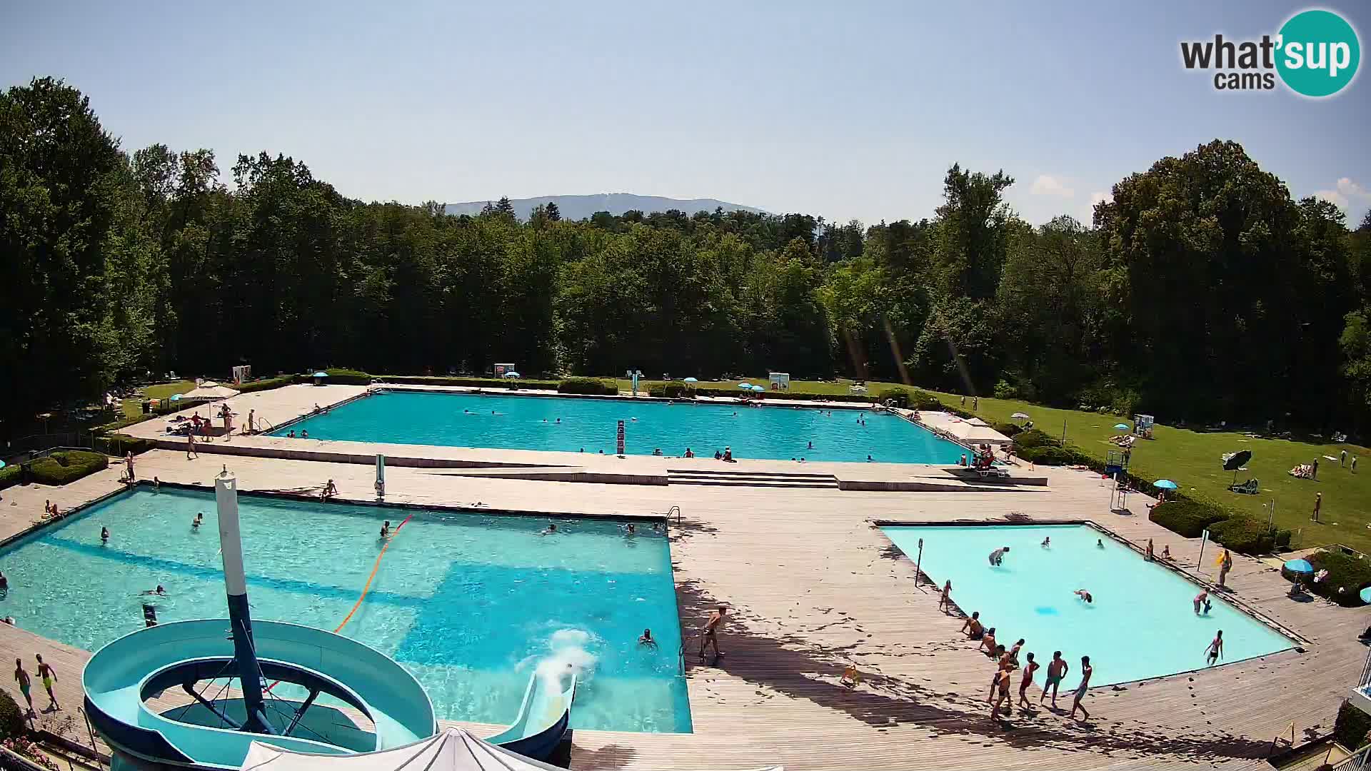 Cámara web en la piscina de la isla de Maribor