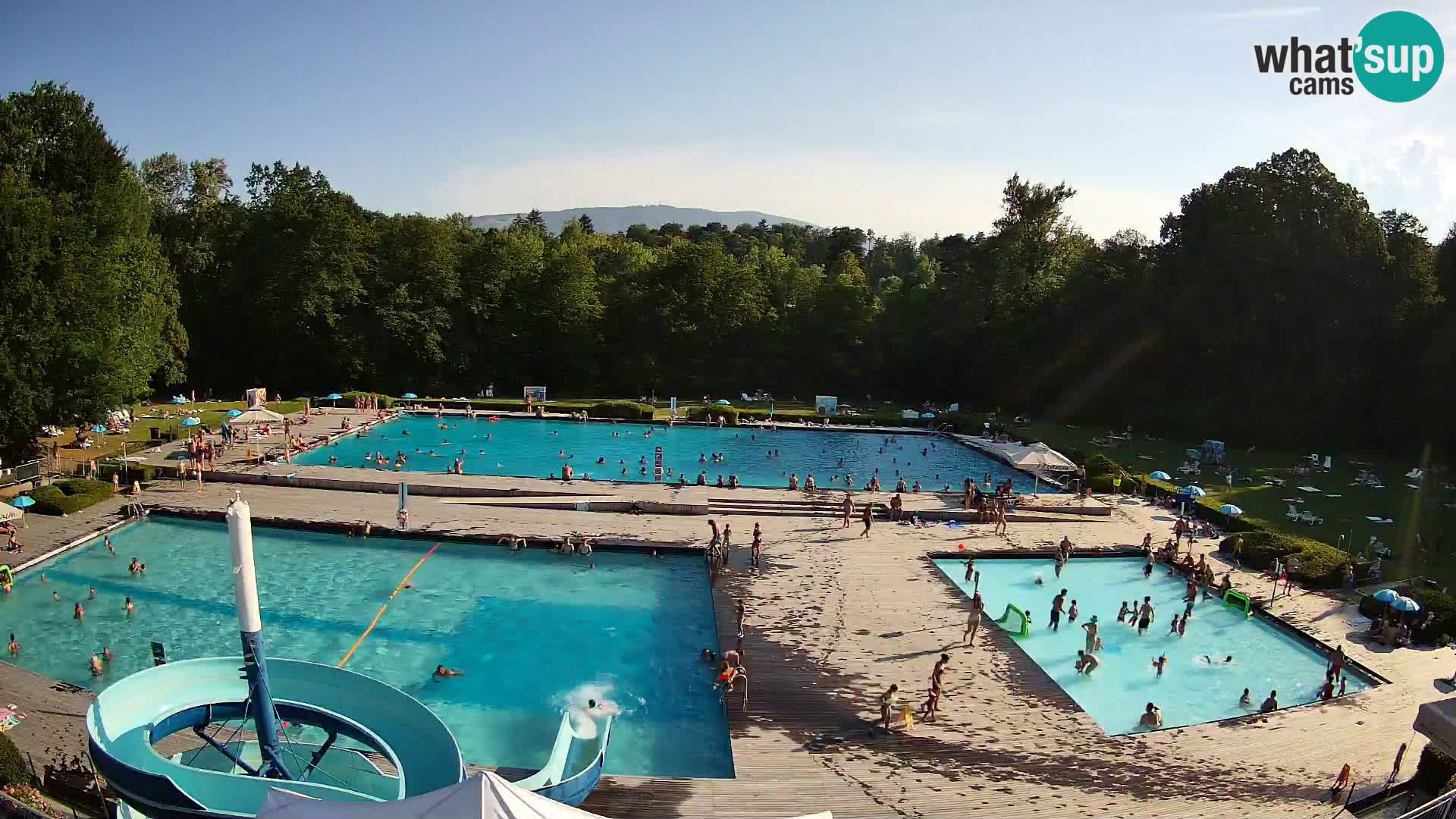 Cámara web en la piscina de la isla de Maribor