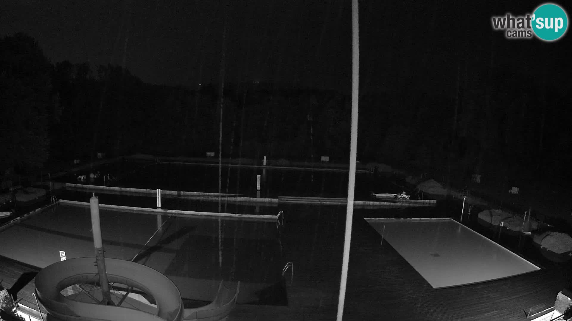 Cámara web en la piscina de la isla de Maribor